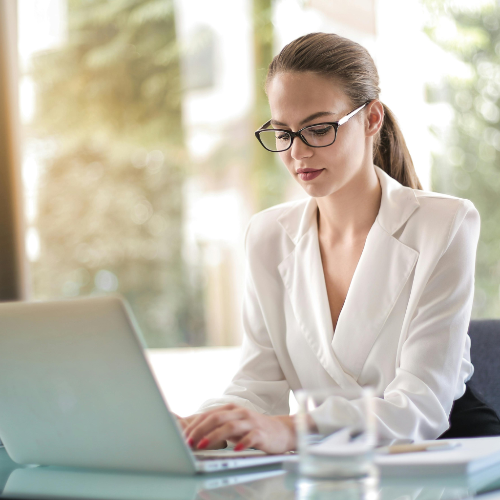 Business Professional Attire 8 Smart, Confident Steps