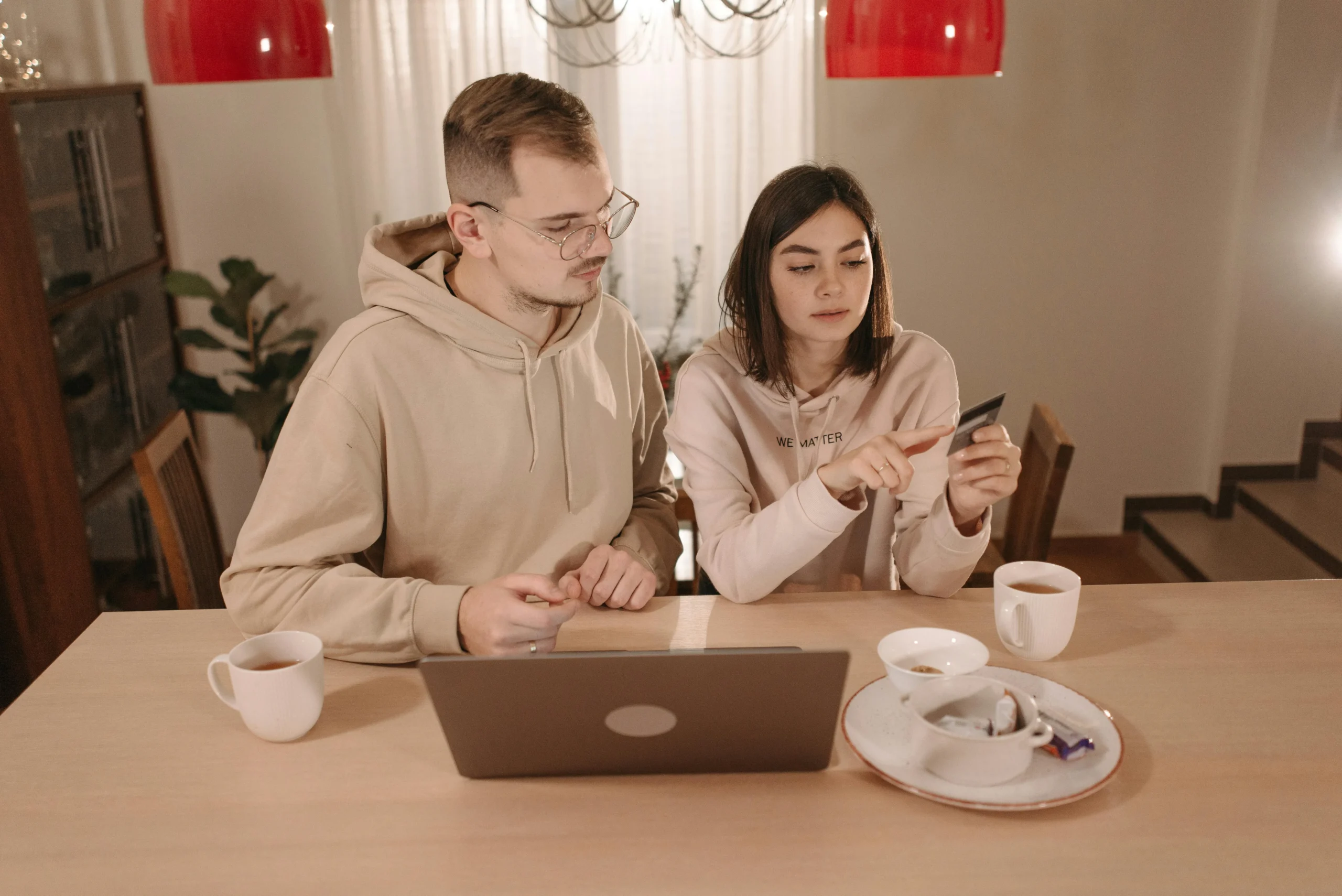 Why Is the 7 Devastator ROTF Card Topps the Best Choice